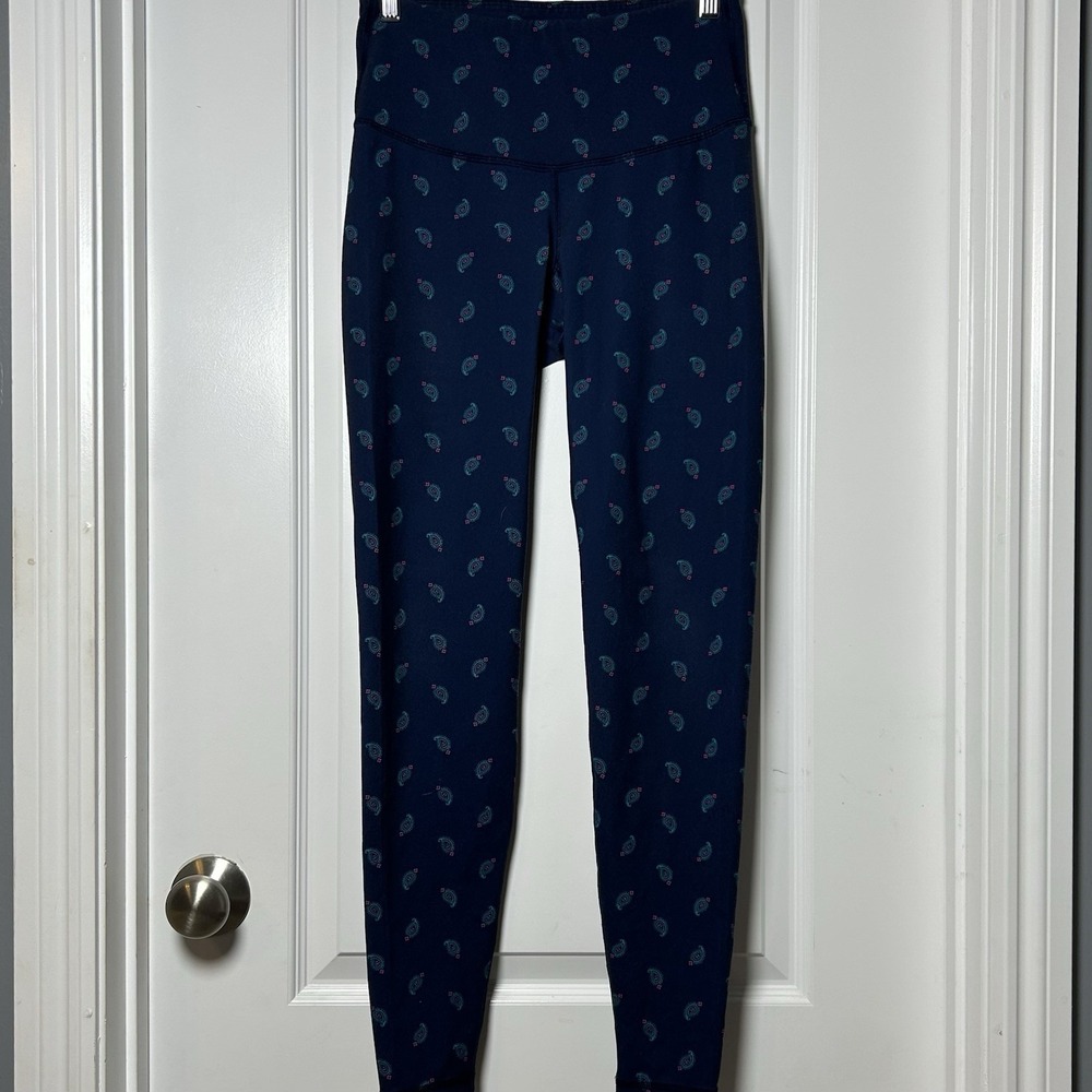 Old Navy Active Go-Dry Navy Teal‎ Pink Paisley Print Fitted Performance Leggings